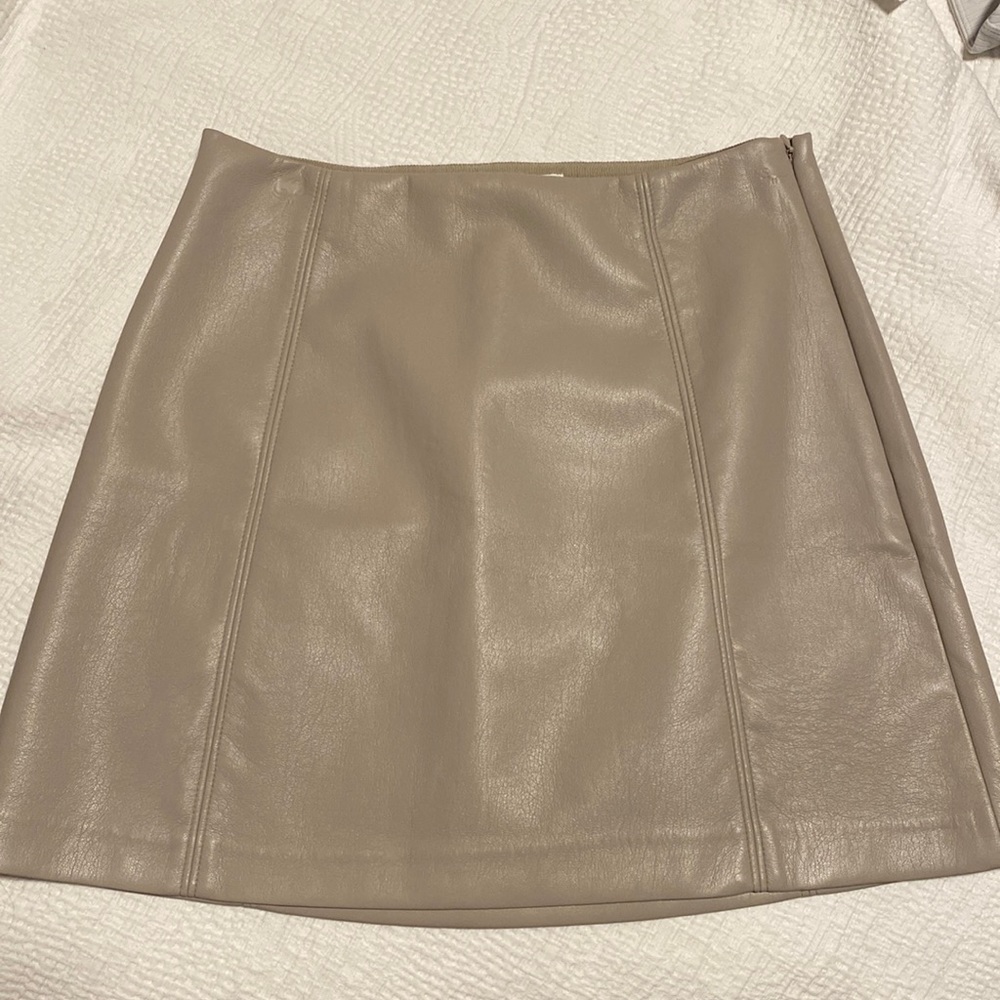 Aritizia Babaton Modern Mini Skirt Leather